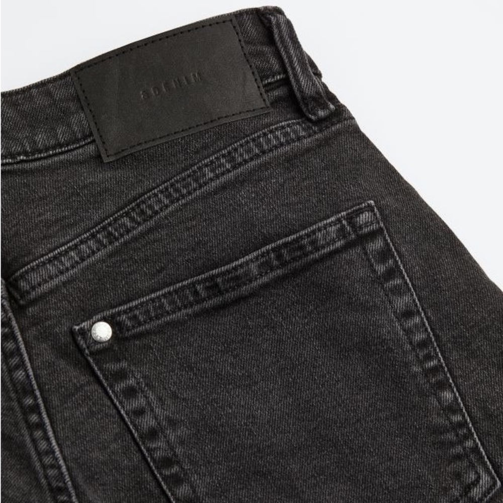 Mom Ultra High Rise Jeans - Picture 9 of 10